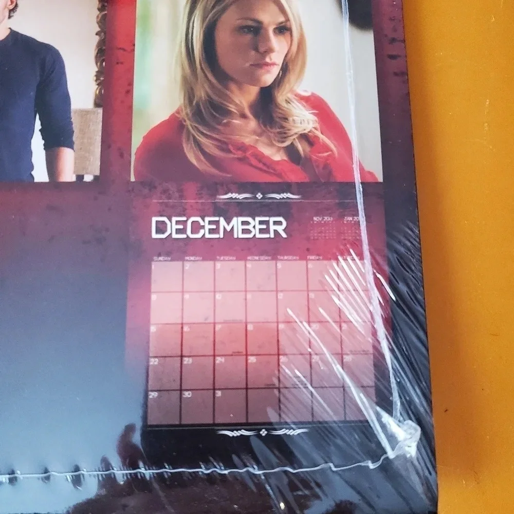 COLLECTORS ~ NEW~ 2013 ~ True Blood Calendar ~ In Cellophane🧛‍♀️🧛‍♂️🦇